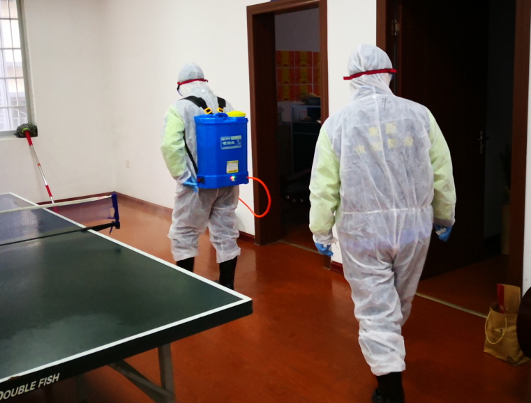 疫情控制我們?cè)谛袆?dòng)